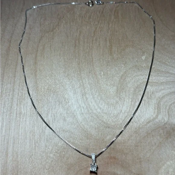 Dazzling 925 Sterling Silver box chain with .40 carat Princess cut‎ charm.